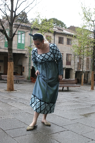 Dama Del Interior Del Castillo